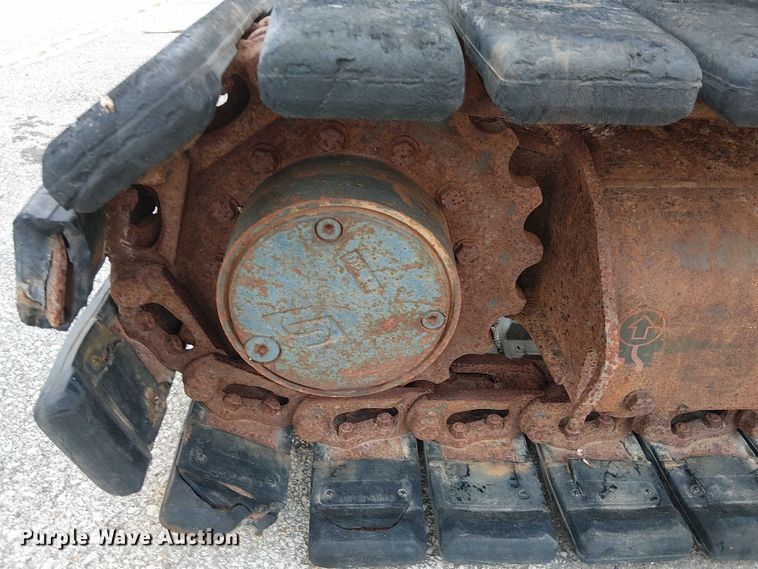 image for item EG8572 2004 Komatsu PC58UU-3E0 mini excavator