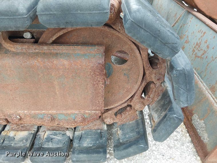 image for item EG8572 2004 Komatsu PC58UU-3E0 mini excavator