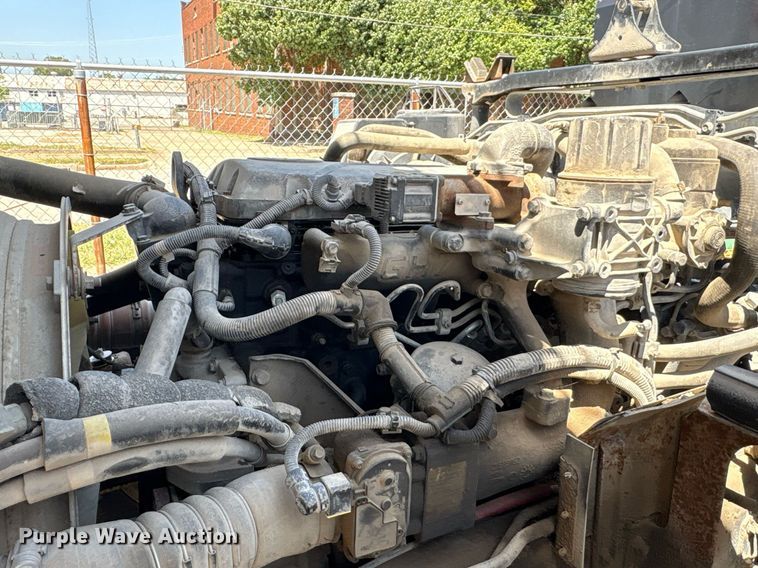 image for item EG8573 2012 Nissan UD3300 pothole patcher truck