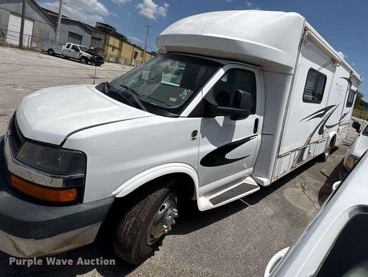 image for item EG8574 2007 Gulf Stream B Touring Cruiser RV