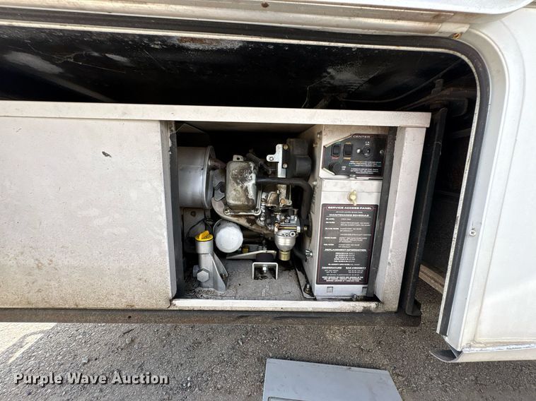 image for item EG8574 2007 Gulf Stream B Touring Cruiser RV