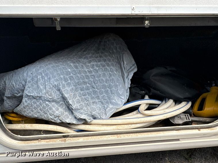 image for item EG8574 2007 Gulf Stream B Touring Cruiser RV