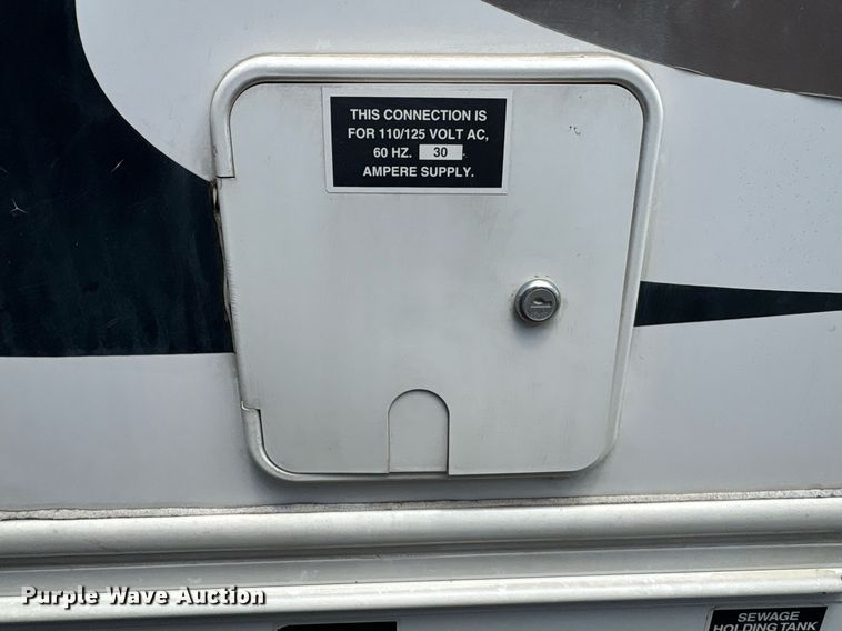 image for item EG8574 2007 Gulf Stream B Touring Cruiser RV