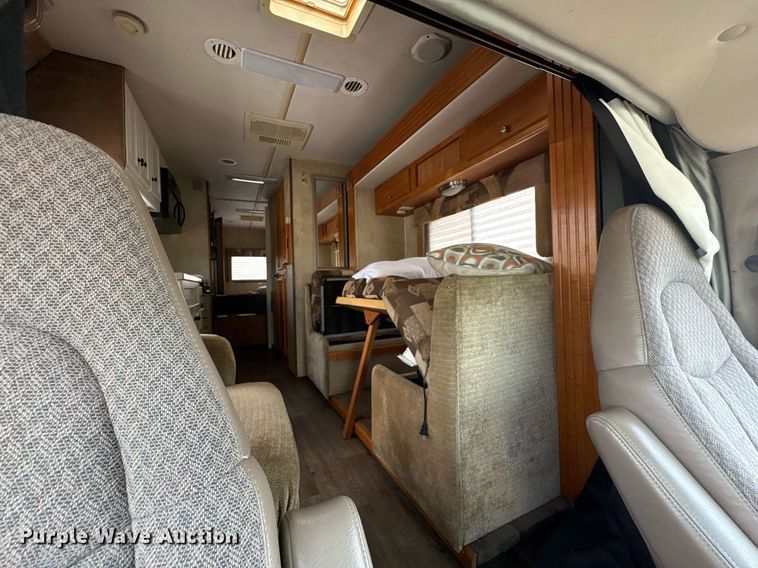 image for item EG8574 2007 Gulf Stream B Touring Cruiser RV