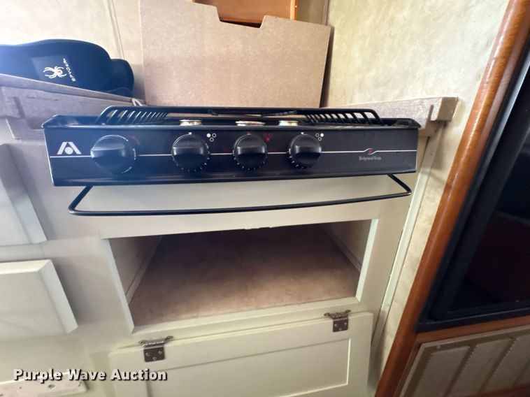 image for item EG8574 2007 Gulf Stream B Touring Cruiser RV