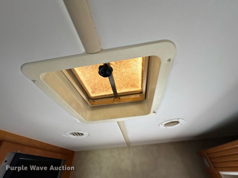 image for item EG8574 2007 Gulf Stream B Touring Cruiser RV