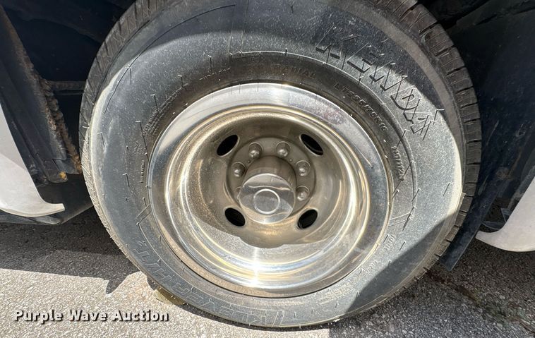 image for item EG8574 2007 Gulf Stream B Touring Cruiser RV