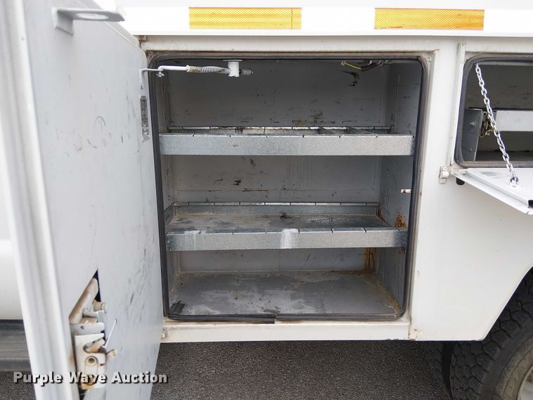 image for item EG8575 2008 Ford F550 Super Duty bucket truck