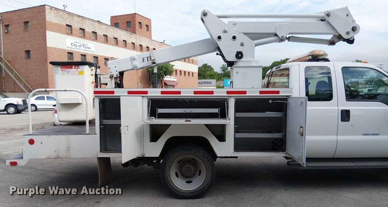 image for item EG8575 2008 Ford F550 Super Duty bucket truck