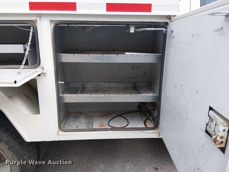 image for item EG8575 2008 Ford F550 Super Duty bucket truck