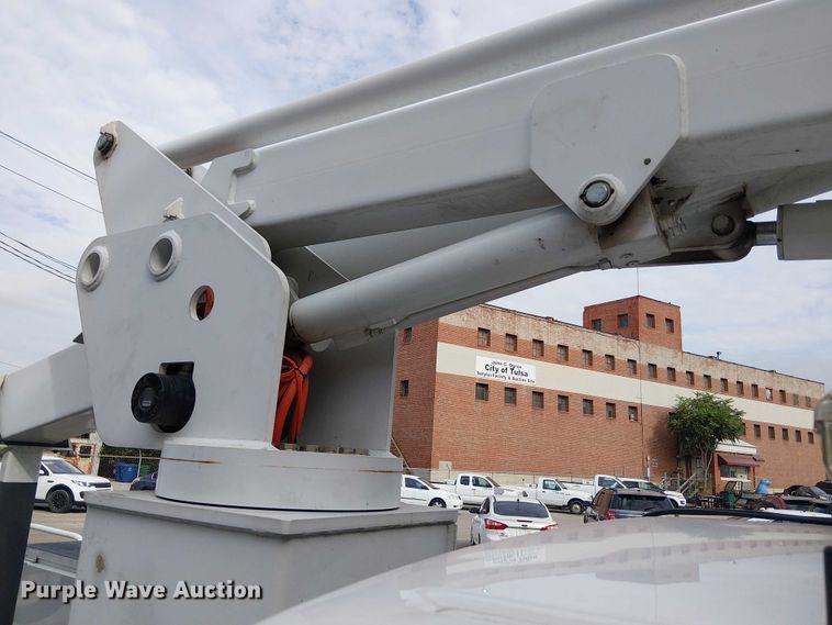 image for item EG8575 2008 Ford F550 Super Duty bucket truck