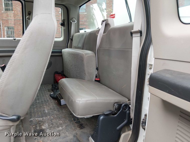 image for item EG8575 2008 Ford F550 Super Duty bucket truck