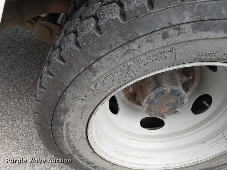 image for item EG8575 2008 Ford F550 Super Duty bucket truck