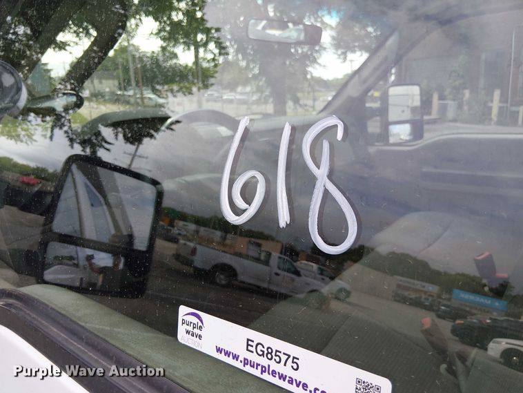 image for item EG8575 2008 Ford F550 Super Duty bucket truck