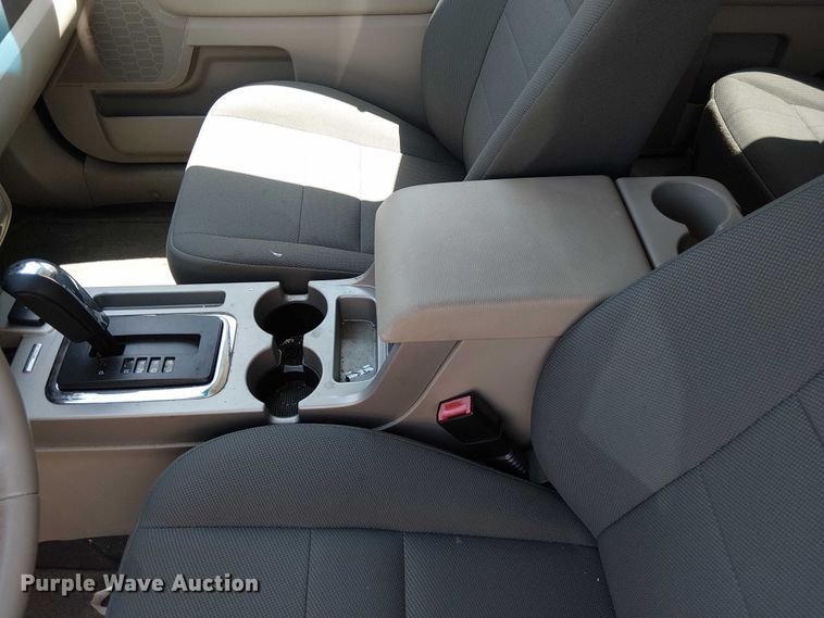 image for item EG8577 2009 Ford Escape Hybrid SUV