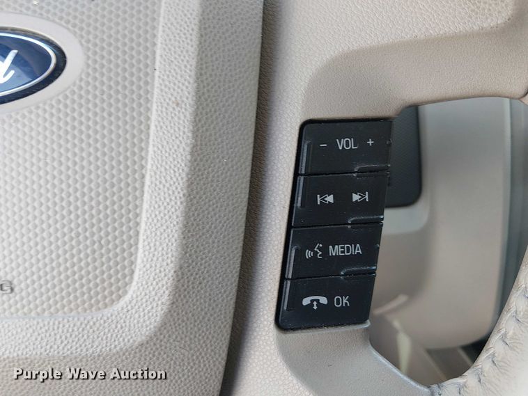 image for item EG8577 2009 Ford Escape Hybrid SUV