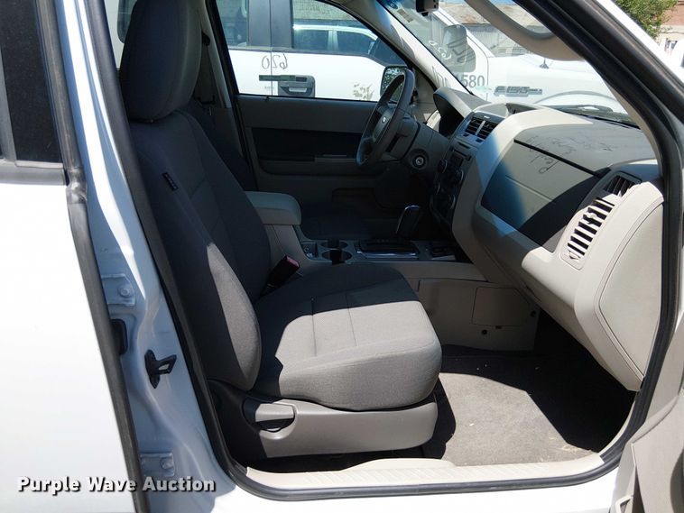 image for item EG8577 2009 Ford Escape Hybrid SUV