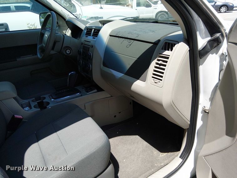 image for item EG8577 2009 Ford Escape Hybrid SUV