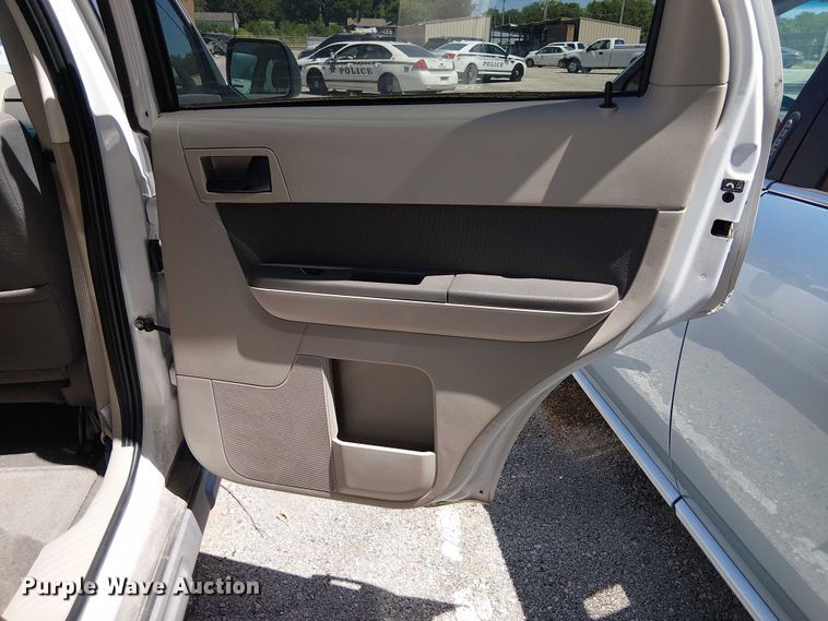 image for item EG8577 2009 Ford Escape Hybrid SUV