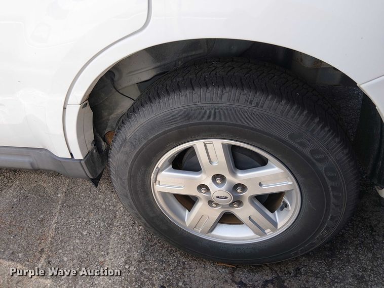 image for item EG8577 2009 Ford Escape Hybrid SUV