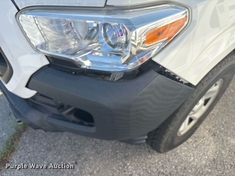 image for item EG8578 2016 Toyota Tacoma Access Cab pickup truck