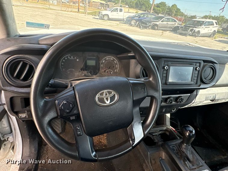 image for item EG8578 2016 Toyota Tacoma Access Cab pickup truck