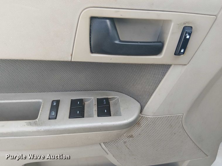 image for item EG8579 2009 Ford Escape Hybrid SUV