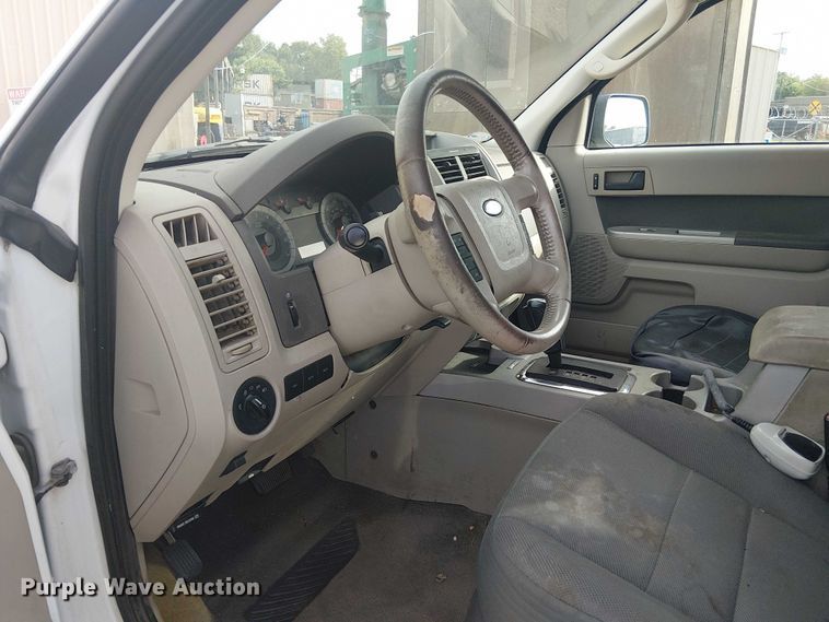 image for item EG8579 2009 Ford Escape Hybrid SUV