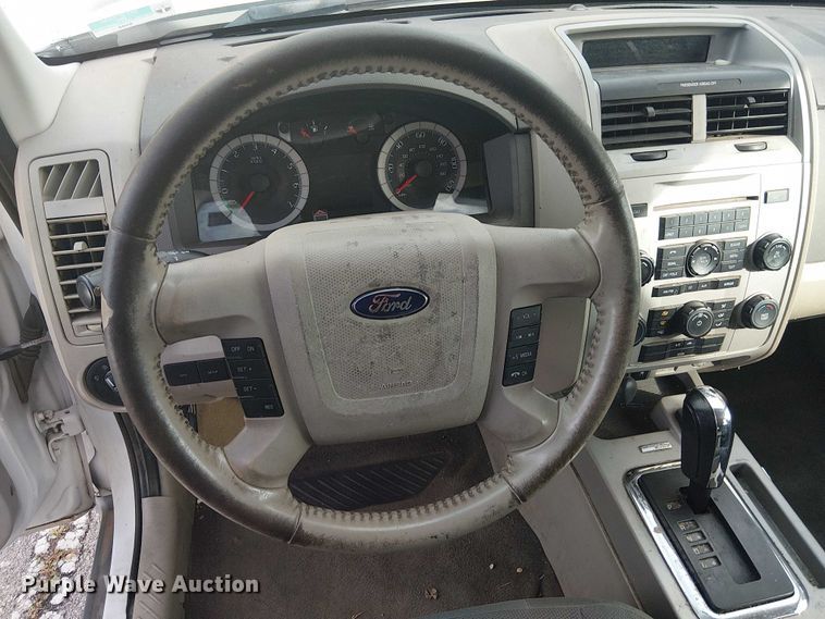 image for item EG8579 2009 Ford Escape Hybrid SUV