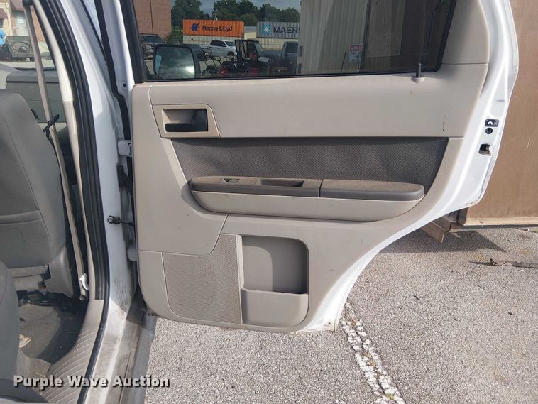 image for item EG8579 2009 Ford Escape Hybrid SUV