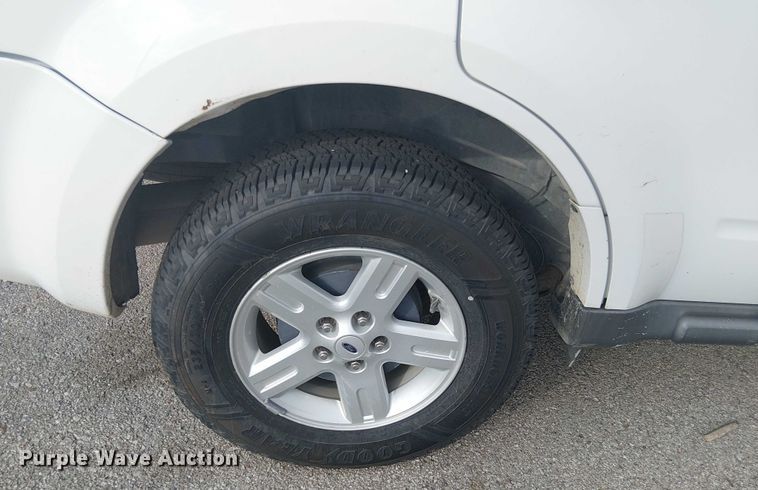 image for item EG8579 2009 Ford Escape Hybrid SUV