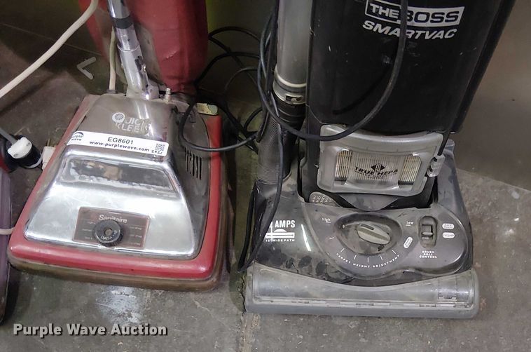 image for item EG8601 (5) vacuum cleaners