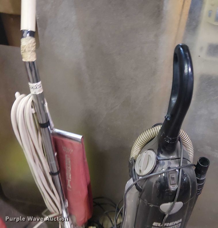 image for item EG8601 (5) vacuum cleaners