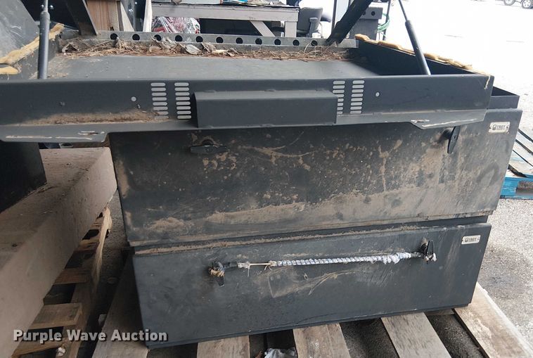 image for item EG8606 (5) truck vaults