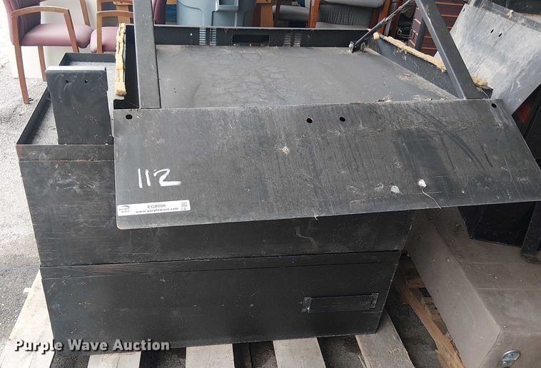 image for item EG8606 (5) truck vaults