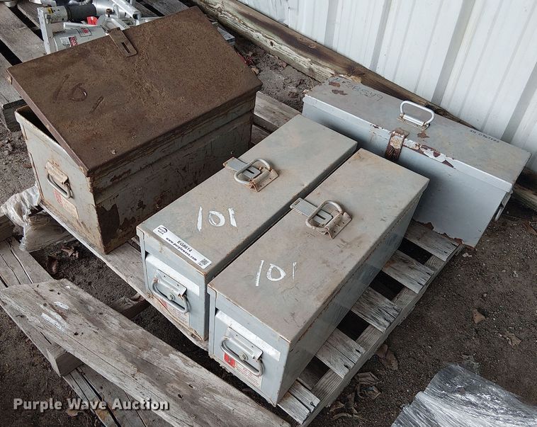 image for item EG8614 (4) Mueller tapping machines