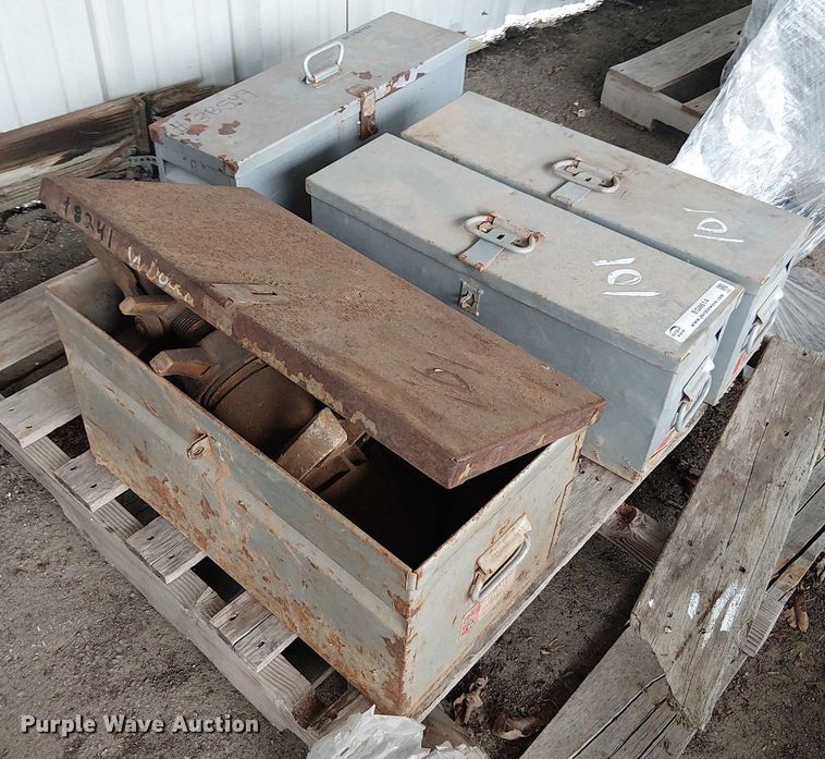 image for item EG8614 (4) Mueller tapping machines