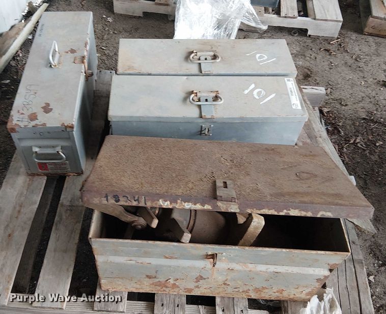 image for item EG8614 (4) Mueller tapping machines