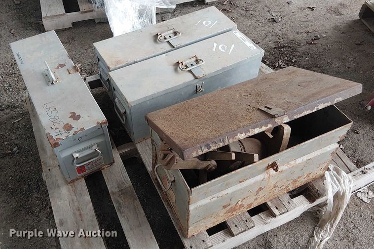 image for item EG8614 (4) Mueller tapping machines