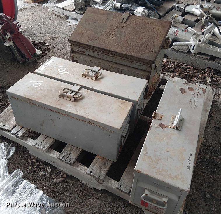 image for item EG8614 (4) Mueller tapping machines