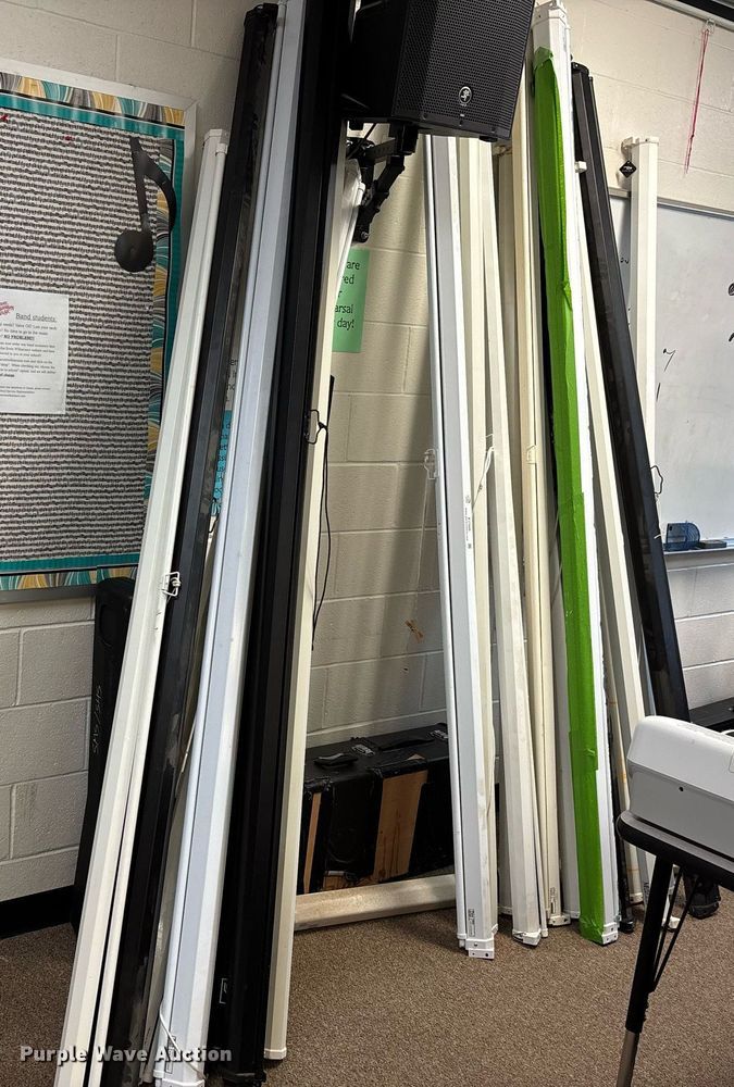 image for item EJ7605 Approximately 21 projector screens