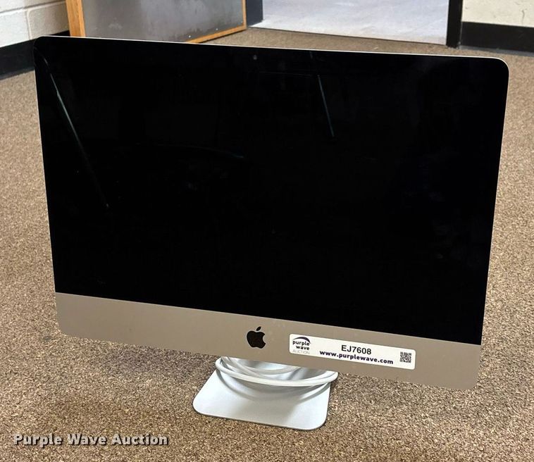 image for item EJ7608 Approximately (19) Apple 24