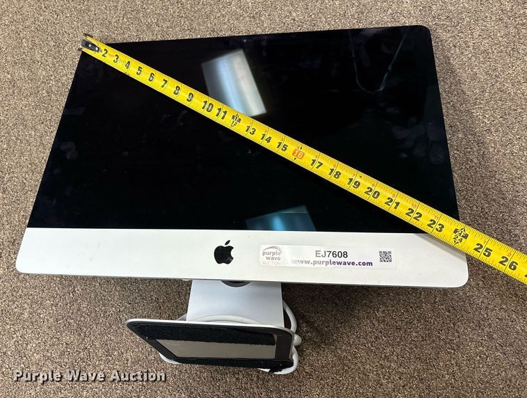 image for item EJ7608 Approximately (19) Apple 24