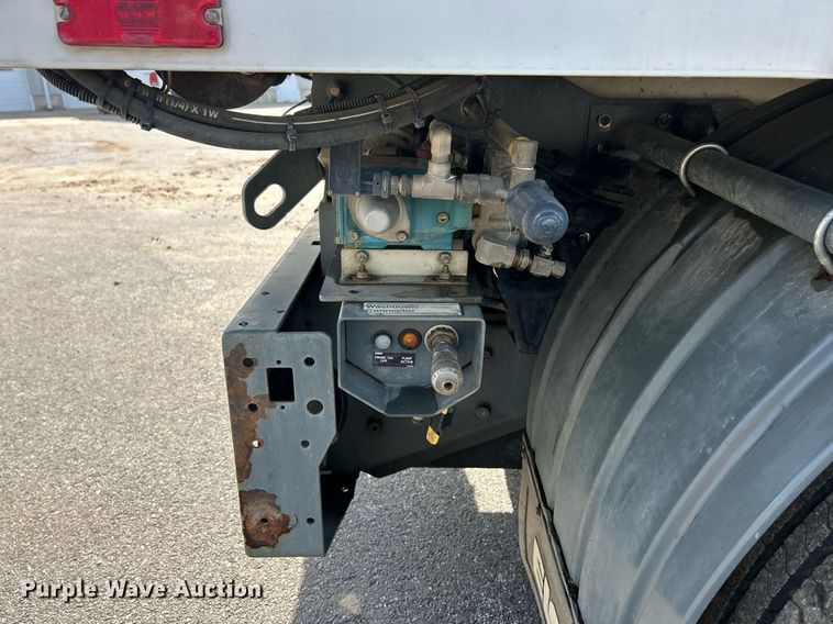 image for item EK2966 2015 Freightliner Business Class M2 street sweeper truck