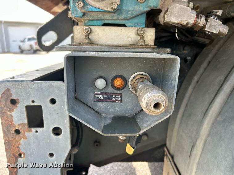 image for item EK2966 2015 Freightliner Business Class M2 street sweeper truck