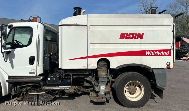 image for item EK2966 2015 Freightliner Business Class M2 street sweeper truck