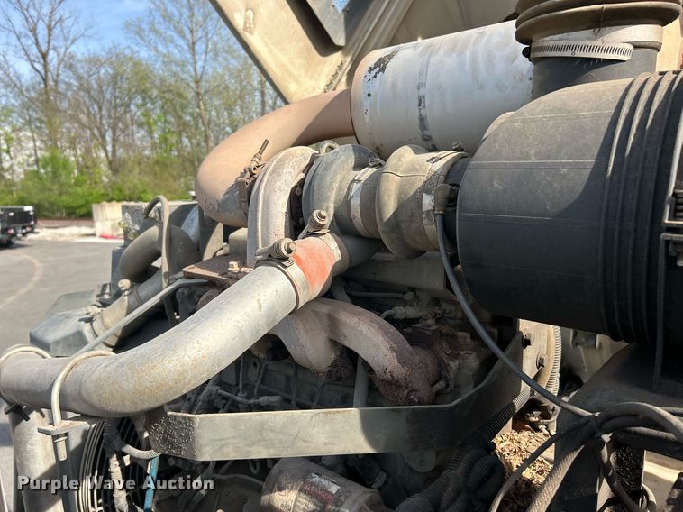 image for item EK2966 2015 Freightliner Business Class M2 street sweeper truck