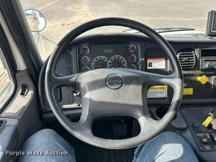 image for item EK2966 2015 Freightliner Business Class M2 street sweeper truck