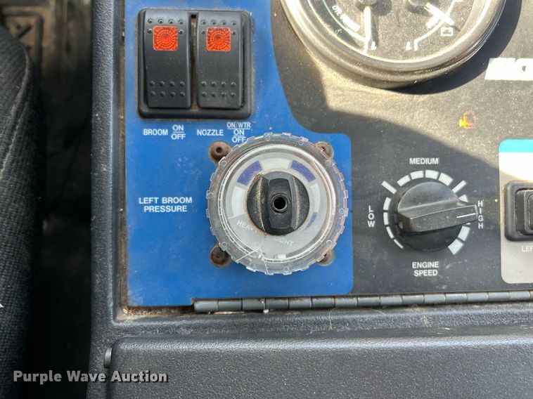 image for item EK2966 2015 Freightliner Business Class M2 street sweeper truck