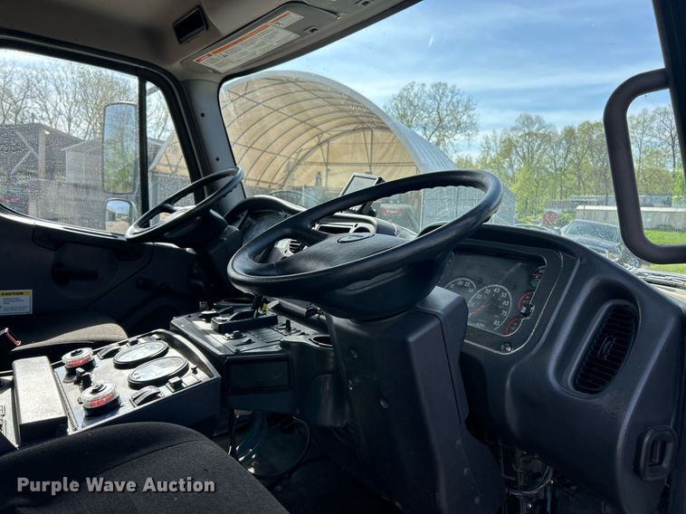 image for item EK2966 2015 Freightliner Business Class M2 street sweeper truck